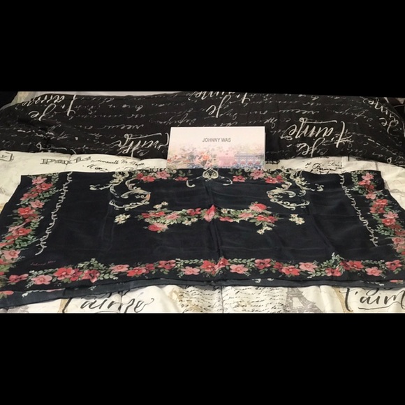 🌺S O L D 🌺Johnny Was Mococo Scarf 🧣🌺 - Picture 3 of 6